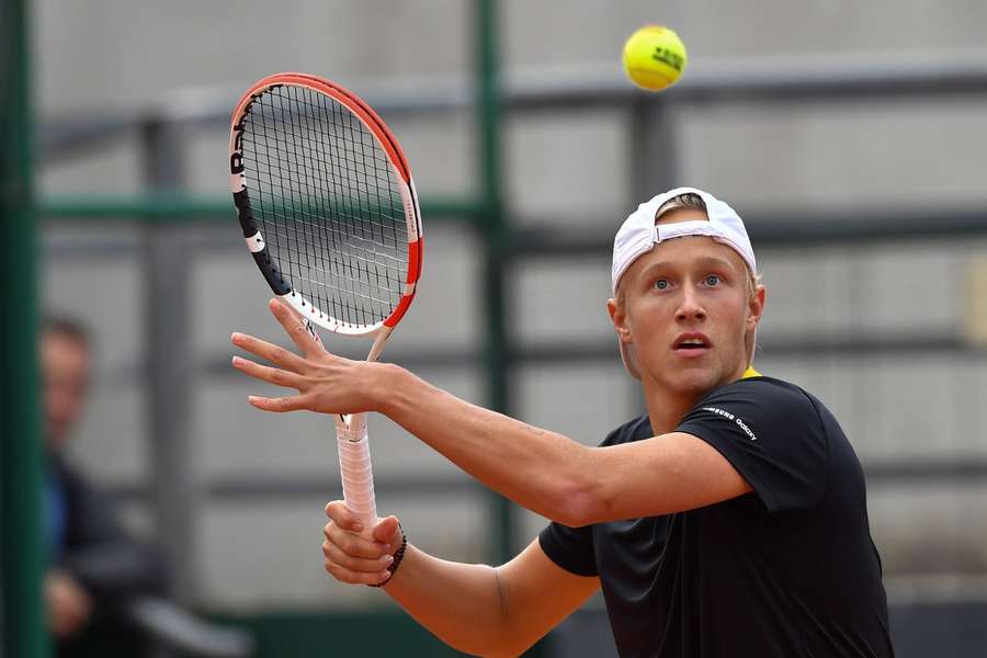 Björn Borg heeft zijn eerste zege op ATP-niveau te pakken