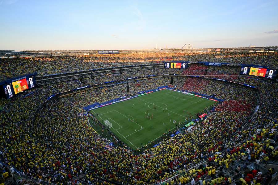 Estreia do Brasil foi marcada por capacidade máxima do MetLife Stadium