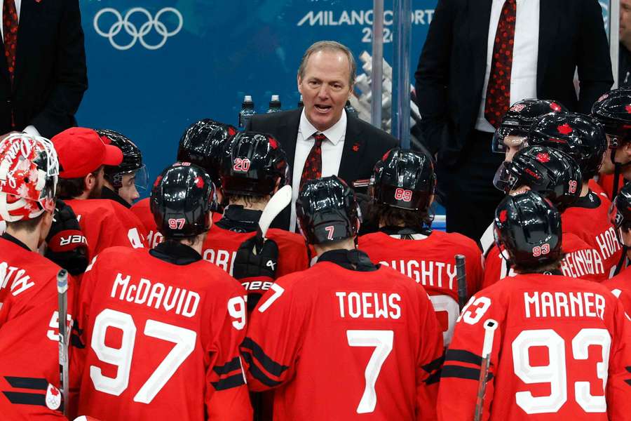 Kanada od 14:10 sehraje olympijské finále s USA.