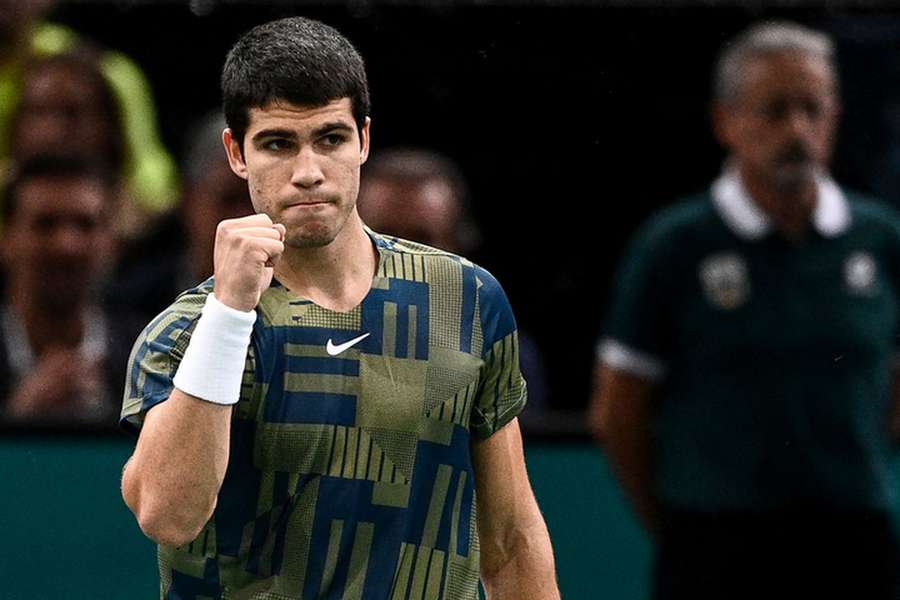 Alcaraz superou sem grandes problemas Dimitrov