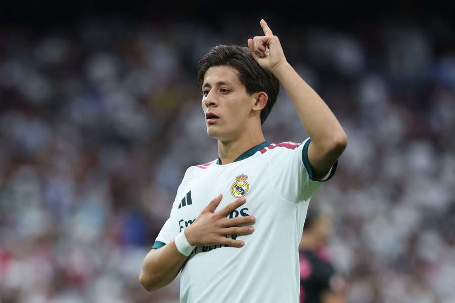 Turcul Arda Guler, aproape de prelungire cu Real Madrid Turcul Arda Guler, aproape de prelungire cu Real Madrid