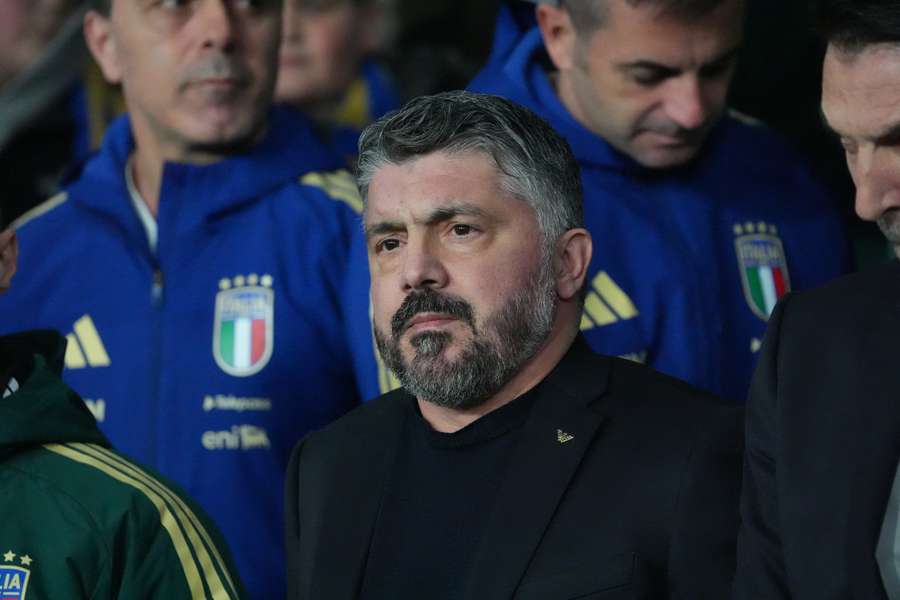 Gennaro Gattuso vedl i italskou reprezentaci. Gennaro Gattuso vedl i italskou reprezentaci.