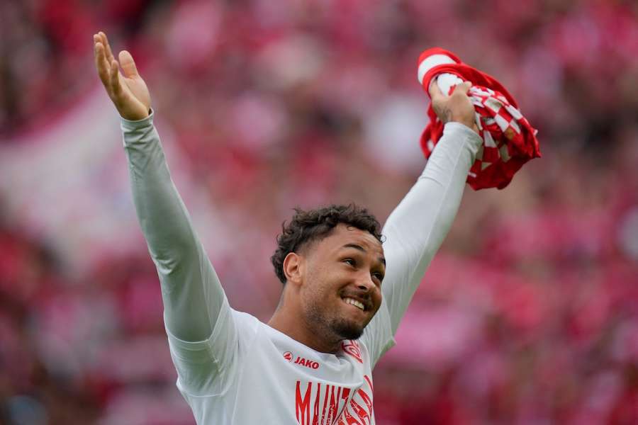 Armindo Sieb und Mainz 05 feiern den Einzug in die UEFA Conference League.