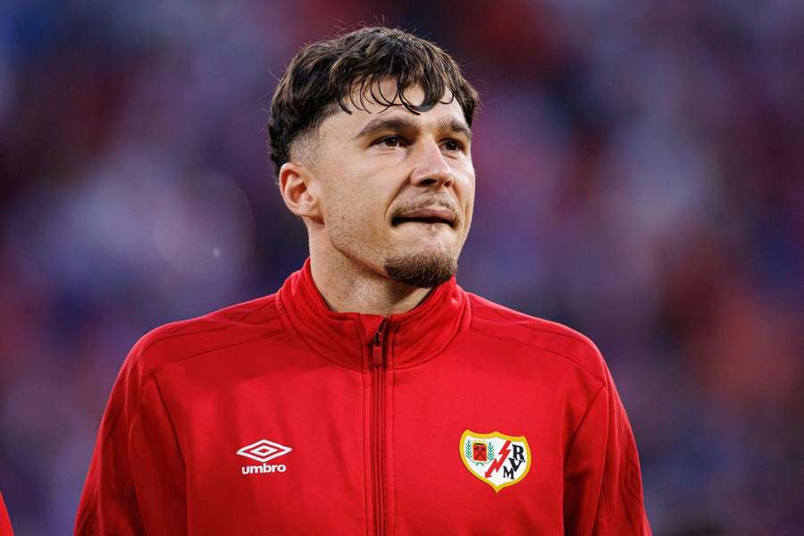 Presa din Anglia notează că Andrei Rațiu este foarte aproape să ajungă la Liverpool