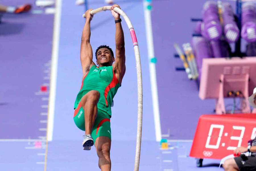 Pedro Buaró terminou a prova no terceiro lugar Pedro Buaró terminou a prova no terceiro lugar
