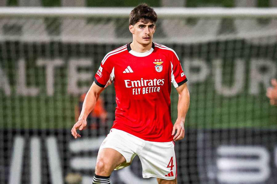 António Silva ao serviço do Benfica António Silva ao serviço do Benfica