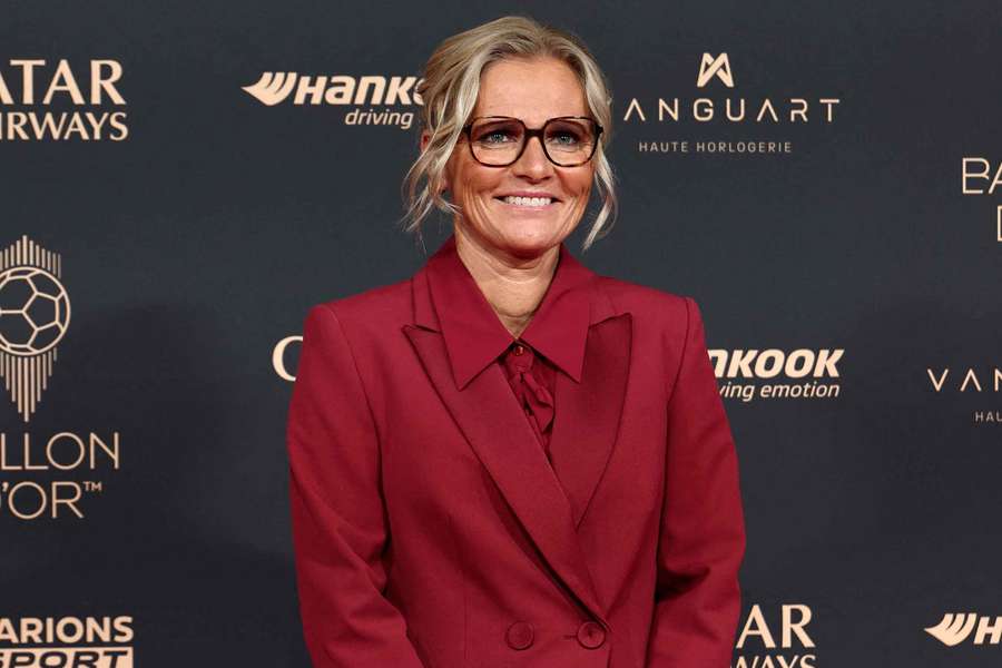 Sarina Wiegman foi galardoada