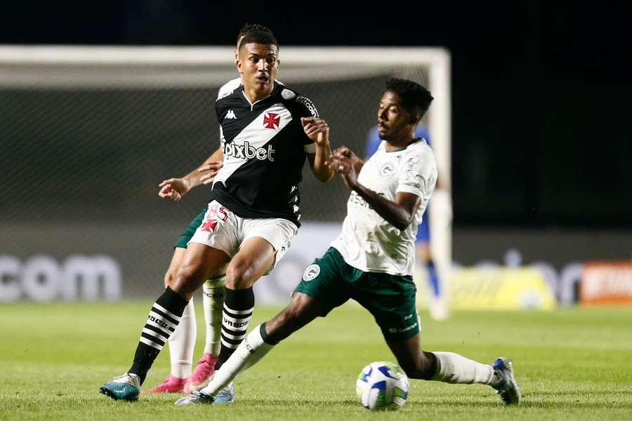 Goiás bateu o Vasco em São Januário por 1 a 0 no primeiro turno