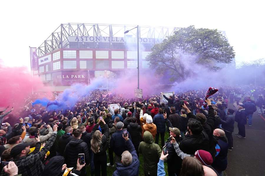 Fans welcome their team to Villa Park