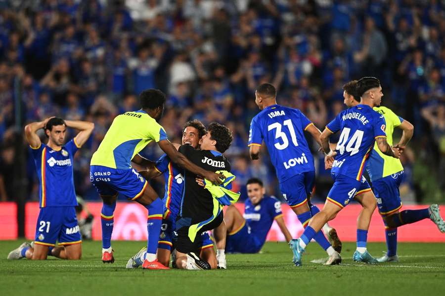 Los jugadores del Getafe celebran su clasificación para la Conference Los jugadores del Getafe celebran su clasificación para la Conference