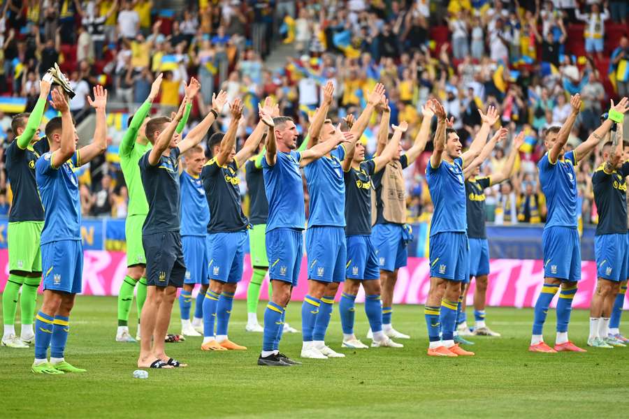 Ukraine mit knappem Sieg gegen Malta, Finnland zertrümmert San Marino