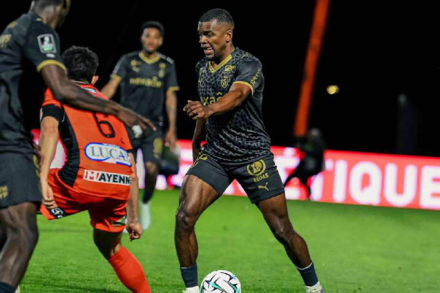 Reims a perdu deux points à Laval Reims a perdu deux points à Laval