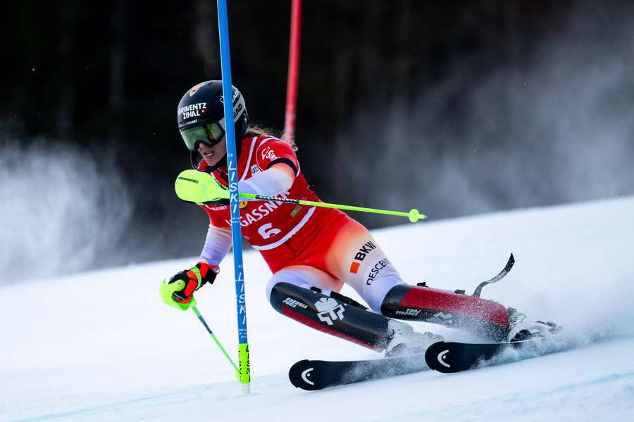 Camille Rast absolviert zwei hervorragende Läufe Camille Rast absolviert zwei hervorragende Läufe