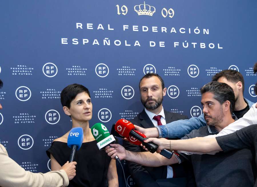 La representación de la RFEF en la reunión con el alcalde de Vigo