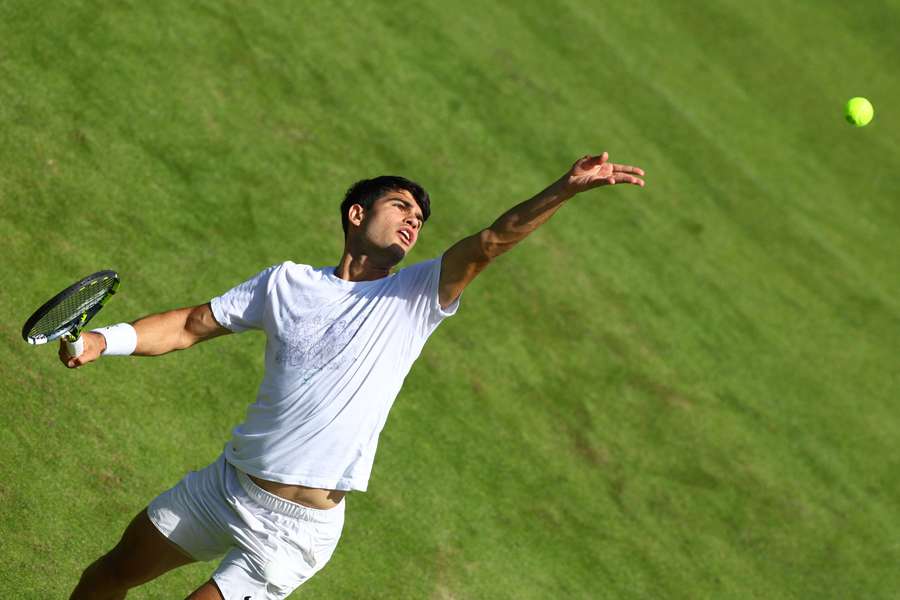 Carlos Alcaraz prepara-se para Wimbledon