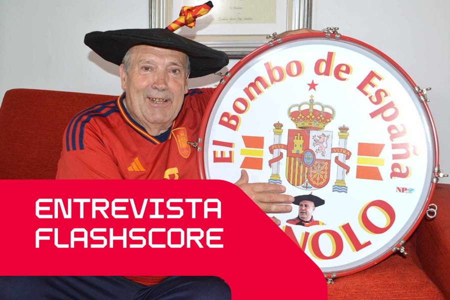 Manolo el del Bombo, o adepto mais conhecido do Mundo