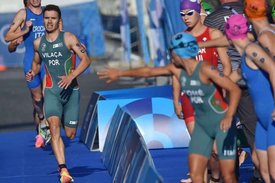 Início do Mundial de triatlo em Abu Dhabi adiado face à instabilidade na região