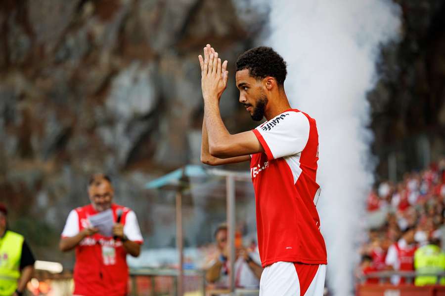 Yanis da Rocha assina com o Portimonense até 2028 Yanis da Rocha assina com o Portimonense até 2028