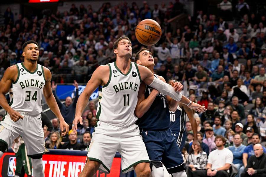 Brook Lopez foi o herói dos Milwaukee Bucks