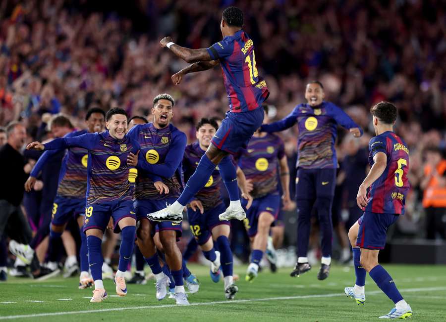 Barcelona fez a festa no Camp Nou desde o primeiro tempo