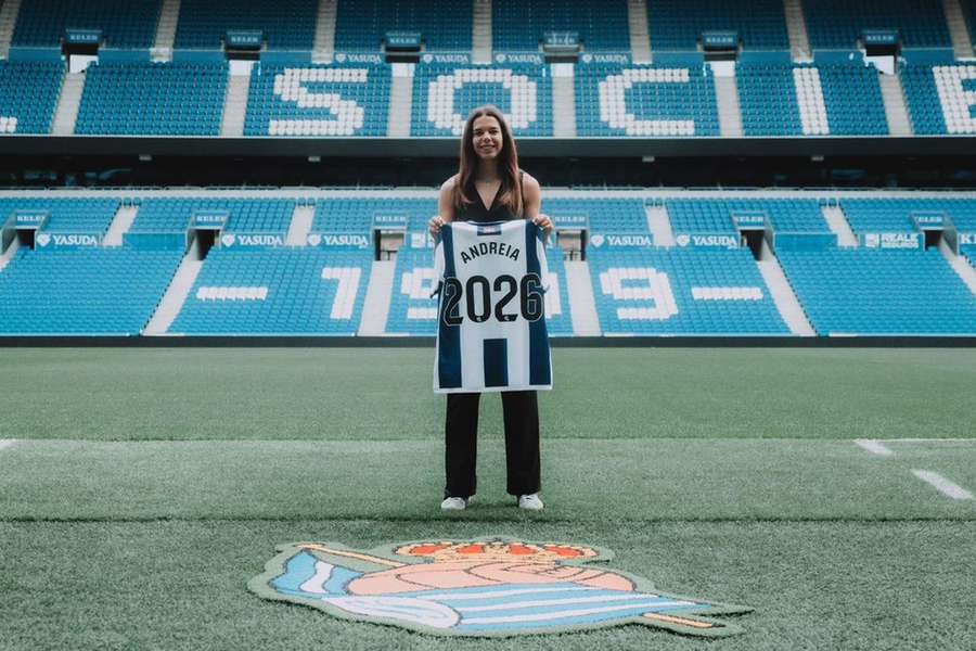 Andreia Jacinto renova com a Real Sociedad Andreia Jacinto renova com a Real Sociedad