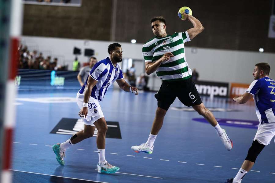 Sporting e FC Porto procuram conquista inédita da Supertaça Ibérica de andebol
