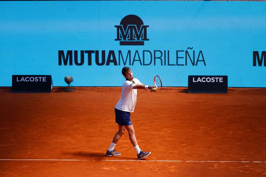 Tenis Flash: Hurkacz i Linette zaczną turniej w Madrycie jeszcze przed południem