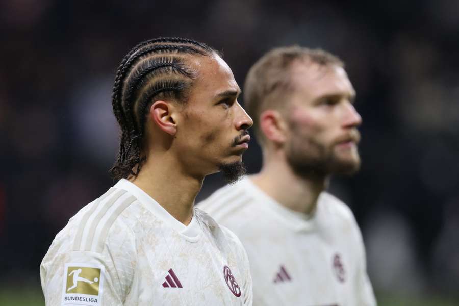 Leroy Sane (l.) und Konrad Laimer (r.).