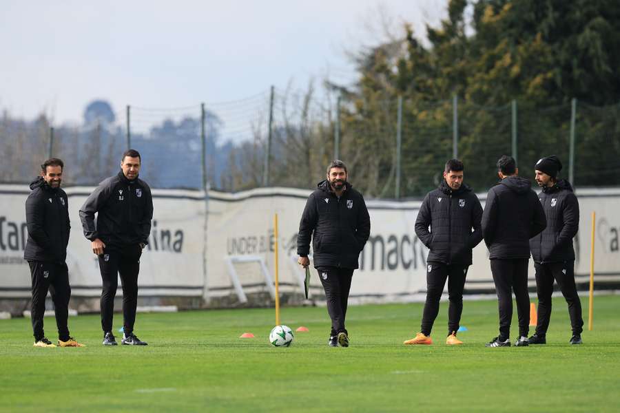 El entrenador del Vitória SC, durante el último entrenamiento antes de medirse de nuevo al Betis