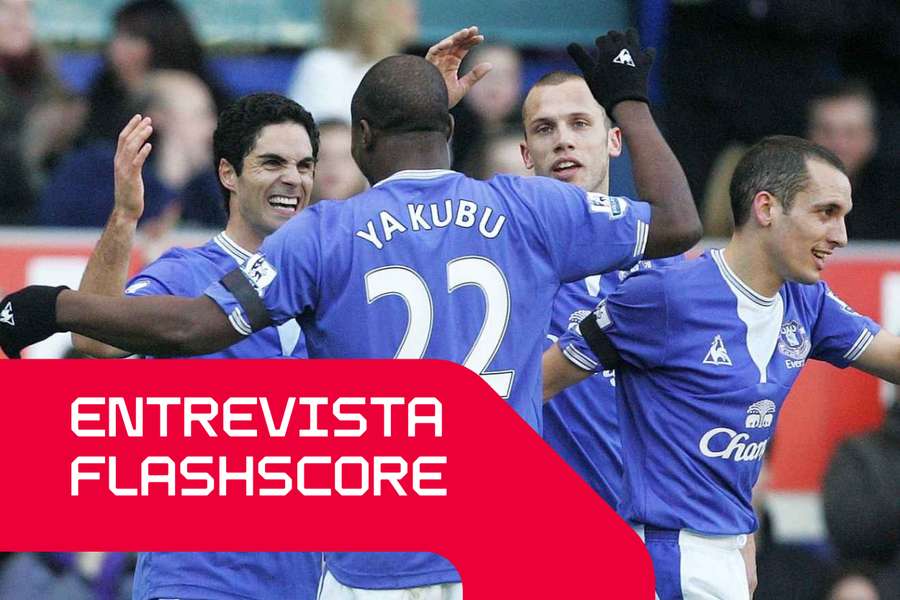 Yakubu e Mikel Arteta jogaram juntos no Everton