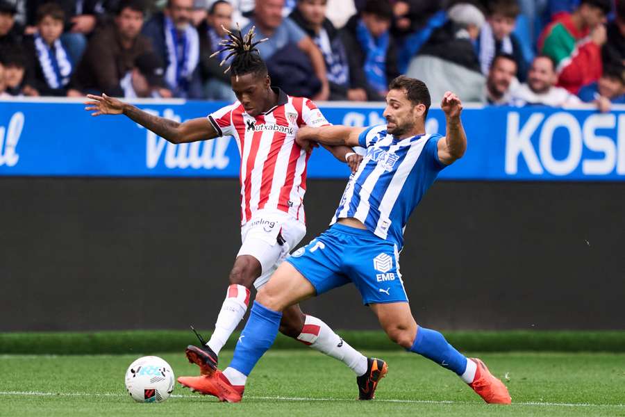 Nico Williams, ante Jonny Otto