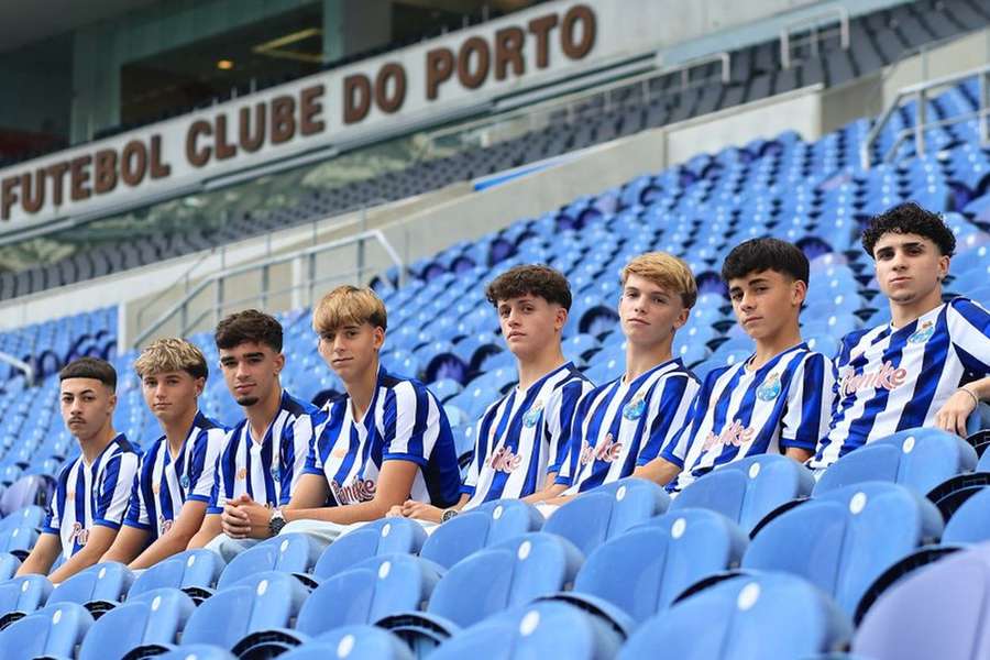 Os oito jogadores que assinaram contrato com o FC Porto