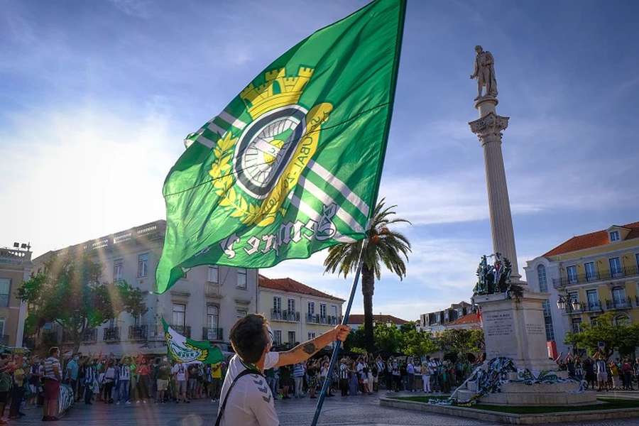 Futuro do Vitória vai ser debatido pelos sócios a 22 de julho