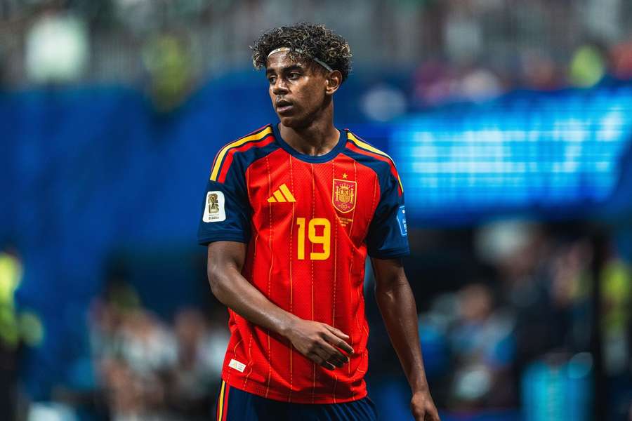 Lamine Yamal înscrie primul său gol la o Cupă Mondială, în victoria categorică 4-0 a Spaniei cu Arabia Saudită