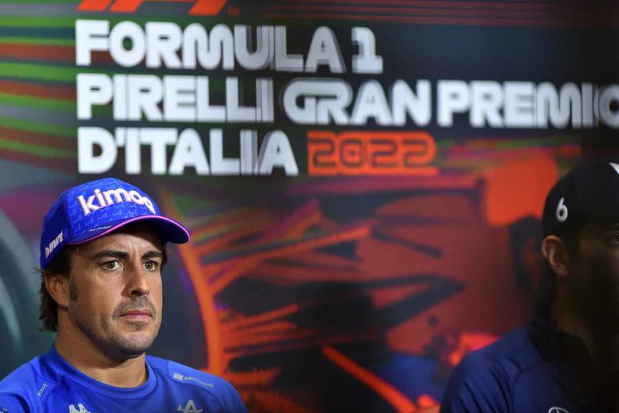 Krack believes veteran Alonso can help Aston Martin level up