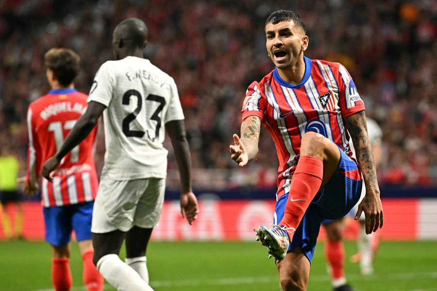 Ángel Correa bezorgde Atlético Madrid een punt in blessuretijd.