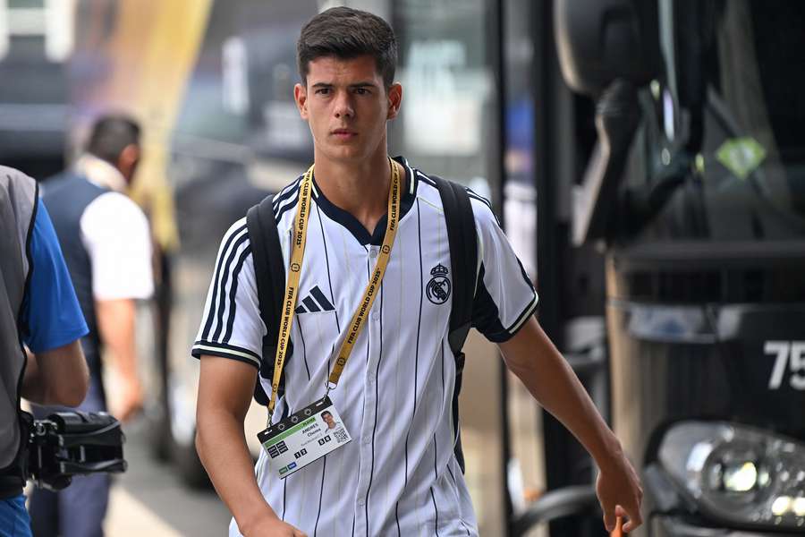 El Real Madrid anuncia el traspaso de Chema Andrés al Sttutgart