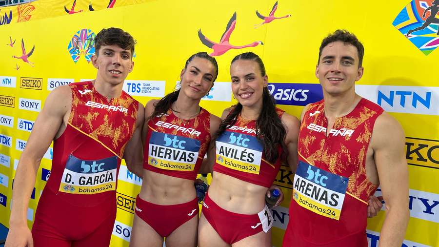 Relevo 4x400 mixto Relevo 4x400 mixto