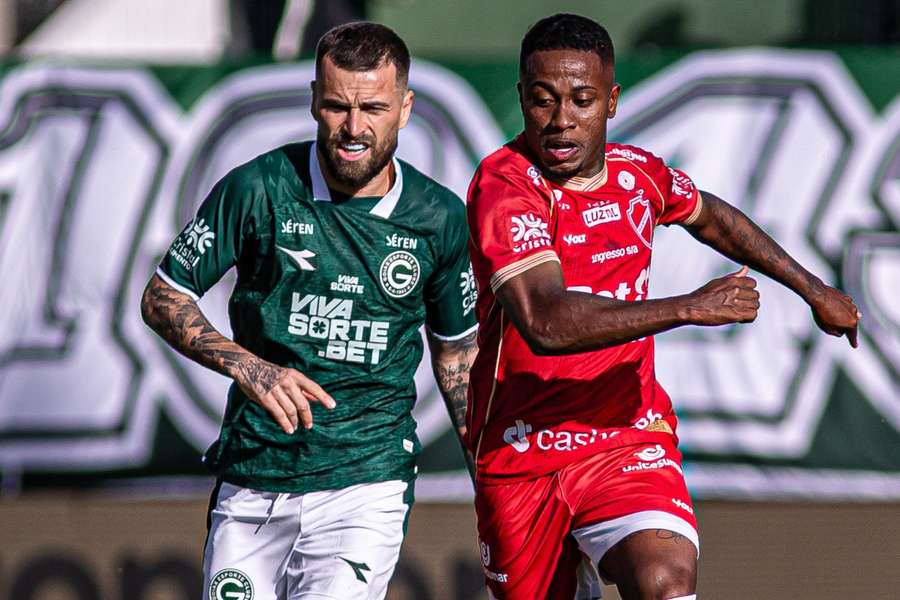 Goiás venceu Vila Nova por 1 a 0 no primeiro turno, na Serrinha
