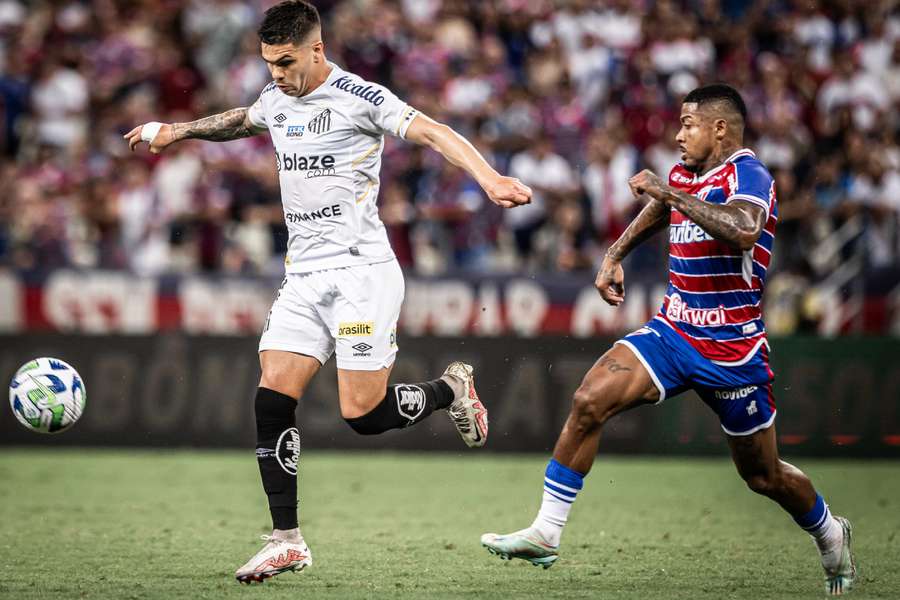 Santos x Fortaleza: onde assistir ao jogo pelo Brasileirão