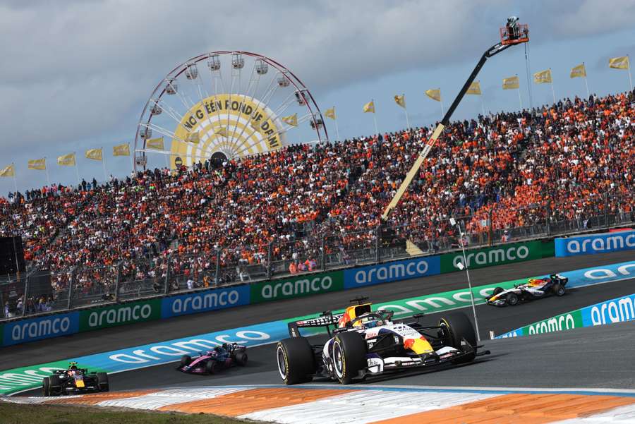 El circuito de Zandvoort y su característico color naranja desaparecen de la F1 El circuito de Zandvoort y su característico color naranja desaparecen de la F1