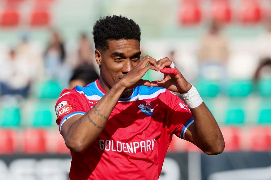 Murilo renovou com o Gil Vicente