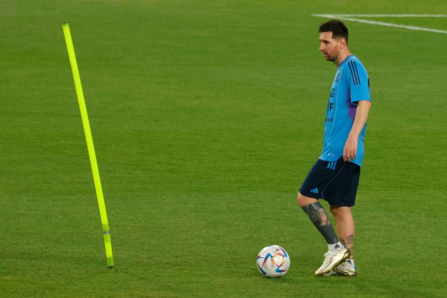 Lionel Messi beim Trainingslager in Abu Dhabi im Vorfeld der FIFA Fussball-Weltmeisterschaft 2022.