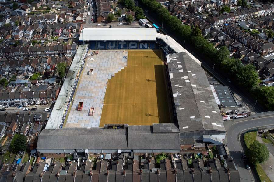 Kenilworth Road está atualmente em obras