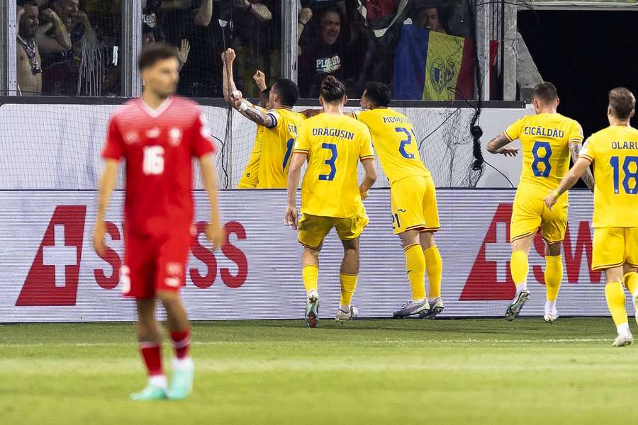În meciul tur, Elveția și România au încheiat la egalitate, scor 2-2, la capătul unul meci dramatic