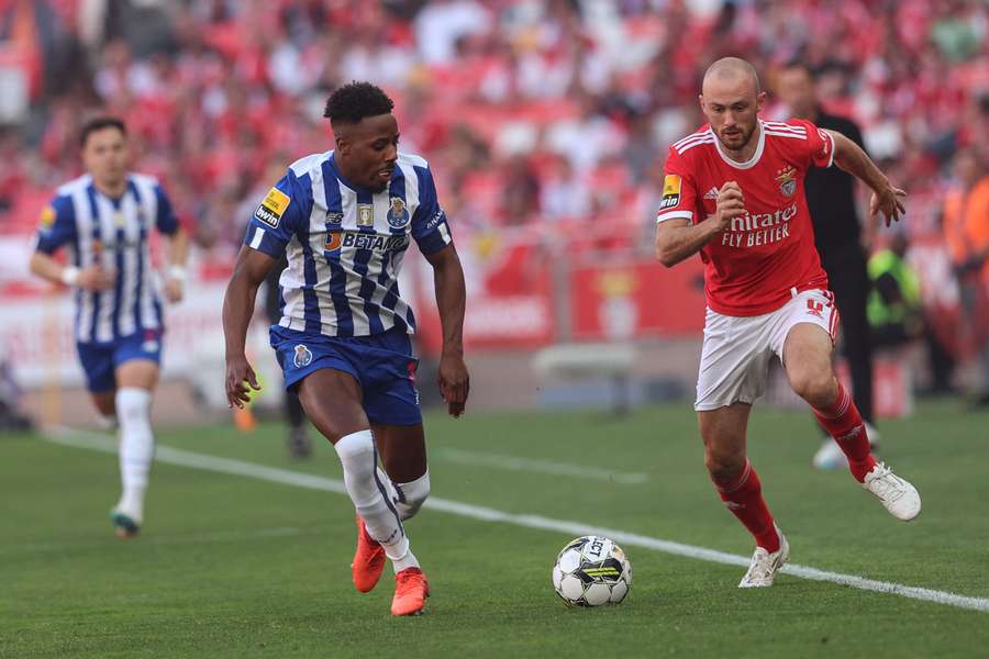 Benfica-FC Porto da sétima jornada joga-se em 29 de setembro