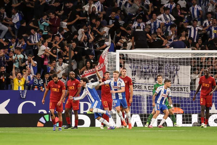 Leandro Cabrera celebrates his goal