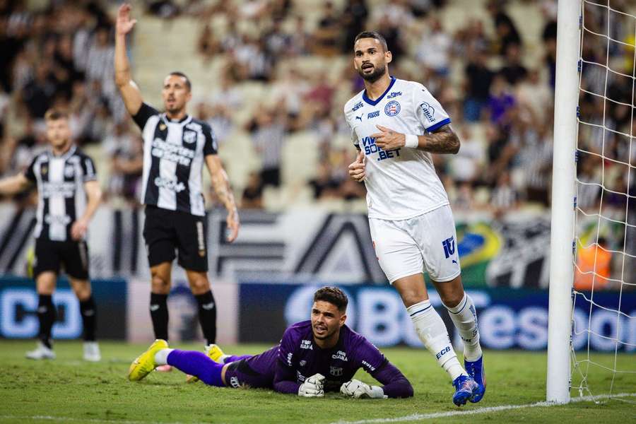 Willian José fez o gol de empate do Bahia contra o Ceará