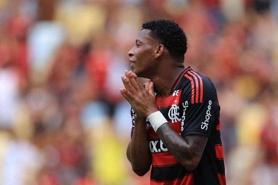 Gonzalo Plata não joga pelo Flamengo há oito partidas