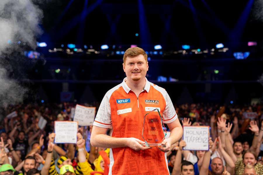 Niko Springer celebrates his tournament victory